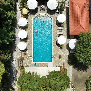 Hotel de apartamente Agrili & Elia Nikitis